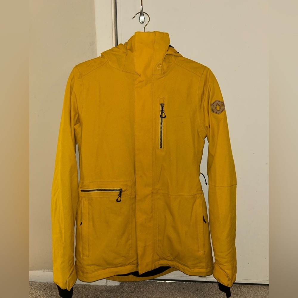 Volcom Women's yellow ski jacket